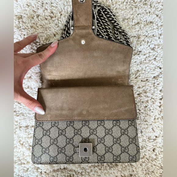 Authentic Gucci Dionysus GG Mini Bag - Picture 5 of 11